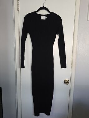 Hello Molly Black Maxi Long Sleeve Knit Dress